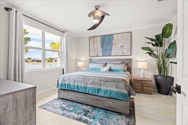 14672 Edgewater Cir in Naples, FL - Building Photo - Building Photo