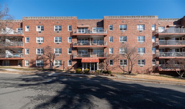 38 4th Ave in Nyack, NY - Building Photo - Building Photo
