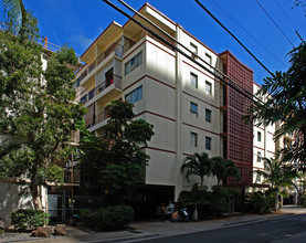 222 Kaiulani Ave in Honolulu, HI - Building Photo - Building Photo