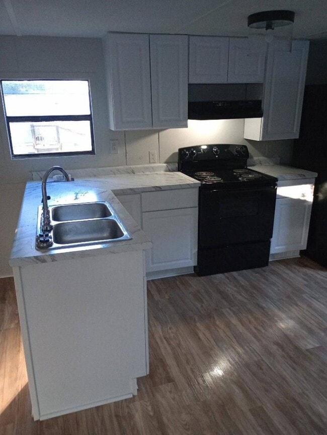 property at 147 Cherrie Murrell St