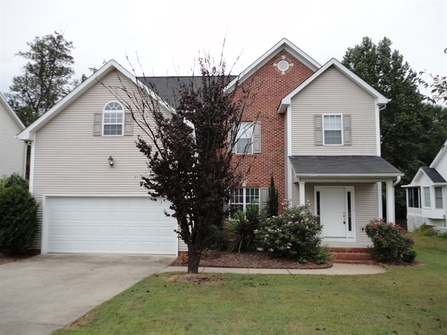 20 Bushberry Way in Greer, SC - Building Photo