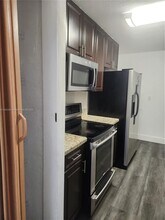 7245 SW 94th Pl in Miami, FL - Building Photo - Building Photo