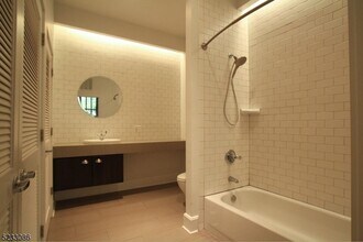 988 Johnson Pl in Union, NJ - Building Photo - Building Photo