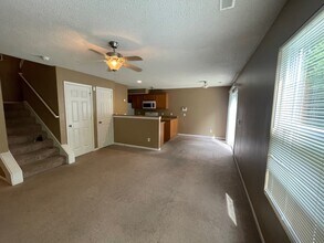 2608 Deerfield Blvd in Junction City, KS - Building Photo - Building Photo