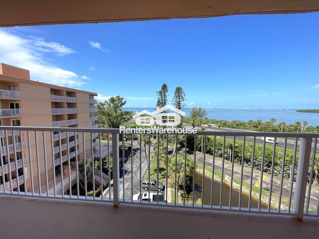 property at 7430 Sunshine Skyway Ln S