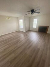 119 Circle Ct in Pleasanton, TX - Building Photo - Building Photo