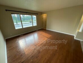 7004-7083 83 St NW in Edmonton, AB - Building Photo - Building Photo