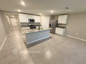 5216 Song Sparrow Ter in Palmetto, FL - Building Photo - Building Photo