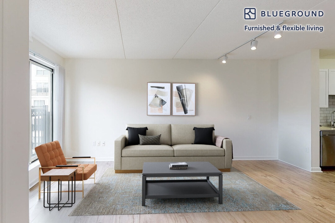 3 Chrysler Rd in Natick, MA - Building Photo