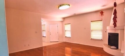 7336 Dancing Eagle Ave NE in Albuquerque, NM - Foto de edificio - Building Photo