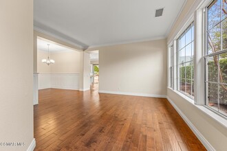3667 Lang Ranch Pkwy in Thousand Oaks, CA - Building Photo - Building Photo
