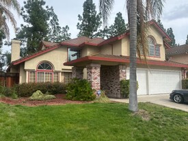 4437 Rock Island Dr in Antioch, CA - Building Photo