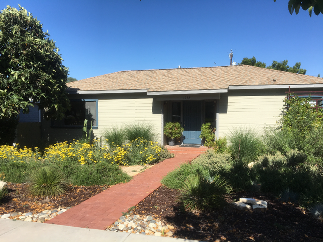 1938 Olive St in Paso Robles, CA - Building Photo - Building Photo