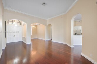 12211 NW 49th St in Coral Springs, FL - Building Photo - Building Photo