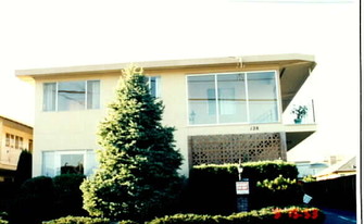 128 Hobart Ave in San Mateo, CA - Building Photo