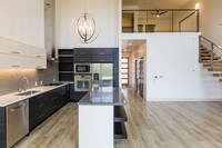 Building Photo - 16 Powerhouse Apartments in Sacramento, California