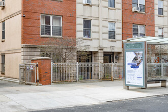 410 Halsey St in Brooklyn, NY - Building Photo - Building Photo