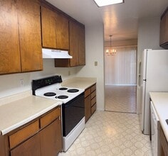 1678 E St in Napa, CA - Foto de edificio - Building Photo