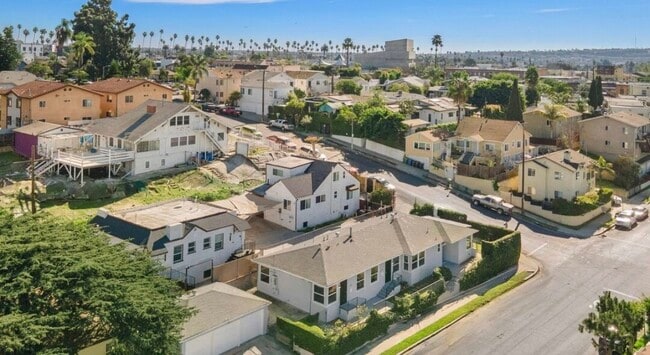 property at 1828 S Rimpau Blvd