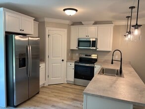 212 Tafflinger Rd in Crawfordville, FL - Building Photo - Building Photo