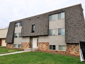 318 Riley Dr, Unit 3