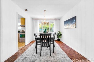 5701 Haleola St in Honolulu, HI - Building Photo - Building Photo