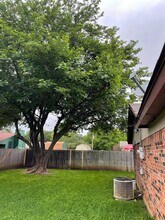 428 SW Murphy Rd in Burleson, TX - Building Photo - Building Photo