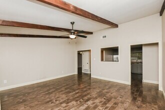 808 Judith St in Burleson, TX - Building Photo - Building Photo