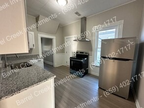 120 E Lexington Ave in Winchester, KY - Building Photo - Building Photo