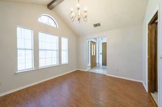 9016 Silverdollar Trail in Irving, TX - Building Photo - Building Photo