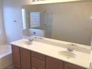 6978 Foggy Mist Ave in Las Vegas, NV - Building Photo - Building Photo