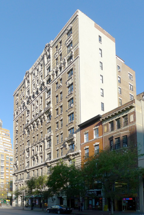 Van Dyck Apartments in New York, NY - Building Photo