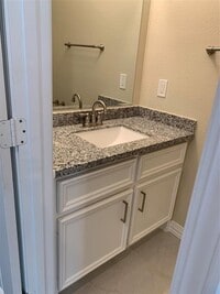 4622 Haywood St photo'