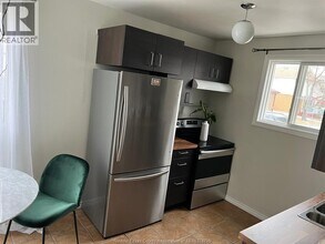 1160 Aire Pl in Windsor, ON - Building Photo - Building Photo