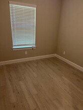 3336 Vine Ter Trce in Houston, TX - Building Photo - Building Photo