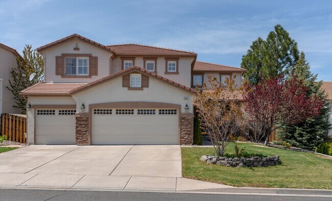 2921 Blue Grouse Dr