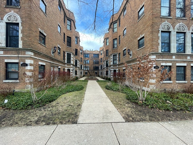 property at 606 Sheridan Rd