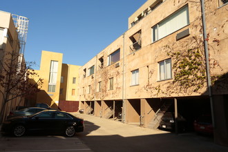 Lusso Lofts in San Diego, CA - Building Photo - Building Photo