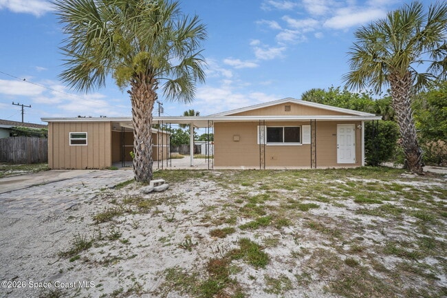 1688 Eisenhower Ave in Melbourne, FL - Building Photo - Building Photo