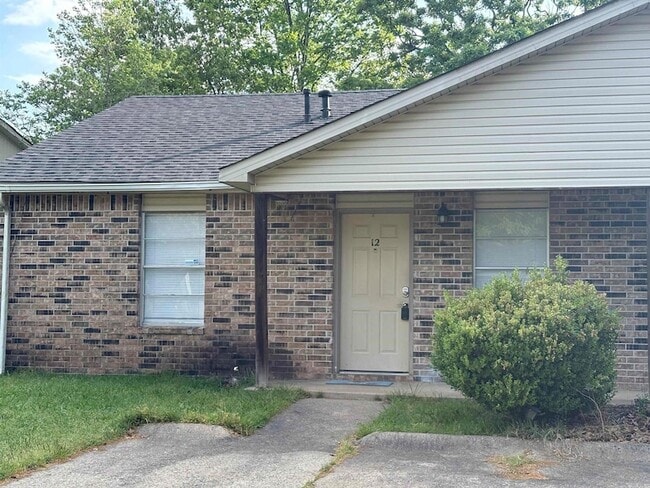 12 Southland Ct in Maumelle, AR - Foto de edificio - Building Photo