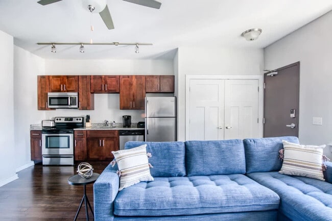 1016 18th Ave S in Nashville, TN - Building Photo - Building Photo