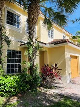 3202 Ter in Oakland Park, FL - Building Photo - Building Photo