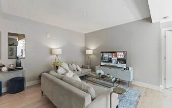 1211 Van St SE, Unit #301 in Washington, DC - Building Photo - Building Photo