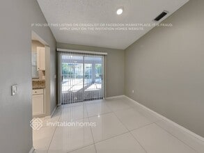 7509 42nd Ct E in Sarasota, FL - Foto de edificio - Building Photo