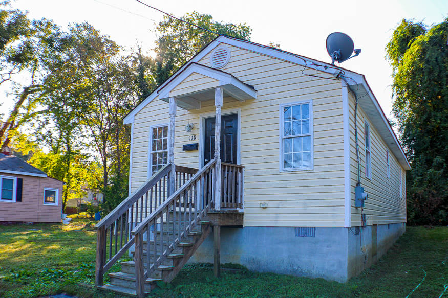 118 Spruce St in Petersburg, VA - Building Photo