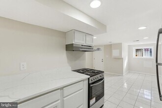 58 Quincy Pl NE in Washington, DC - Building Photo - Building Photo