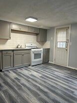 101 Lily St, Unit 2nd Flr in Paterson, NJ - Building Photo