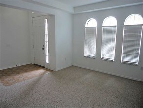 471 Westchester Hills Ln in Valrico, FL - Building Photo - Building Photo