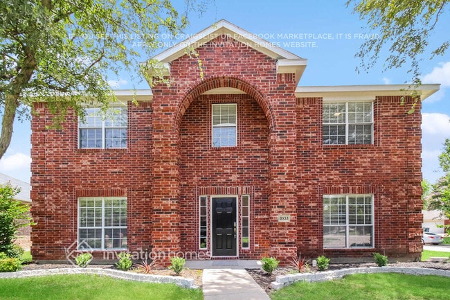 property at 3933 Pinetree Dr