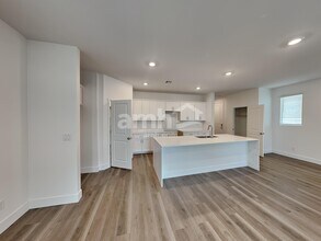 5848 Casterly Rock St in Las Vegas, NV - Building Photo - Building Photo